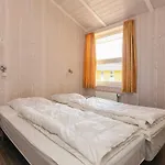 4 Star In Friedrichkoog Ferienhaus
